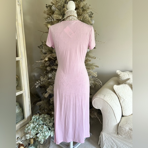 Short Sleeve wrap front dress - Picture 15 of 15